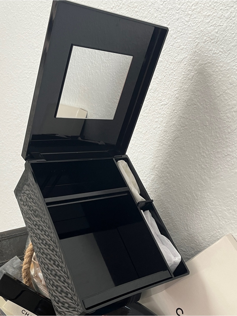CHANEL Glossy Black Hand Mirror AND Jewelry Box with Silver CC Logo - Picture 2 of 5